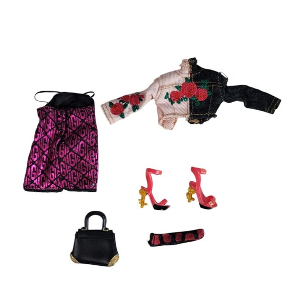 Rainbow High Daria Roselyn Doll Series 3 Original Clothing Pink Hair 11 PCS MGA - Picture 5 of 10